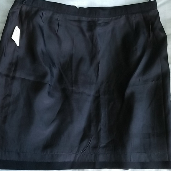 Apriori Black Skirt Size 8 - Picture 9 of 12